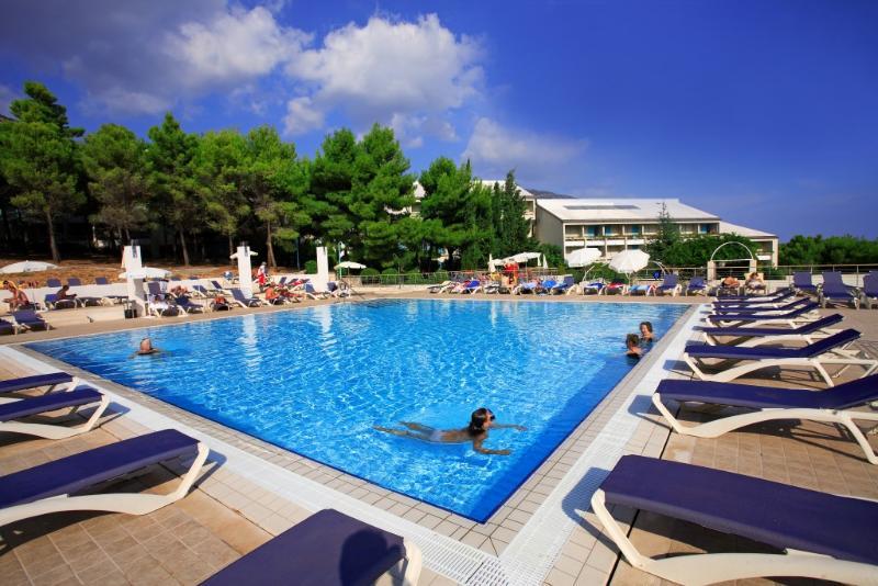 Bretanide Sport & Wellness Resort Bol Zewnętrze zdjęcie