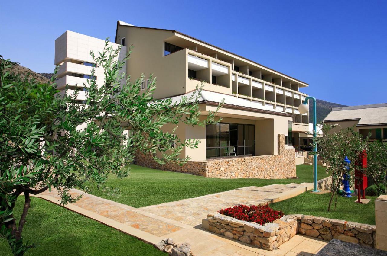 Bretanide Sport & Wellness Resort Bol Zewnętrze zdjęcie
