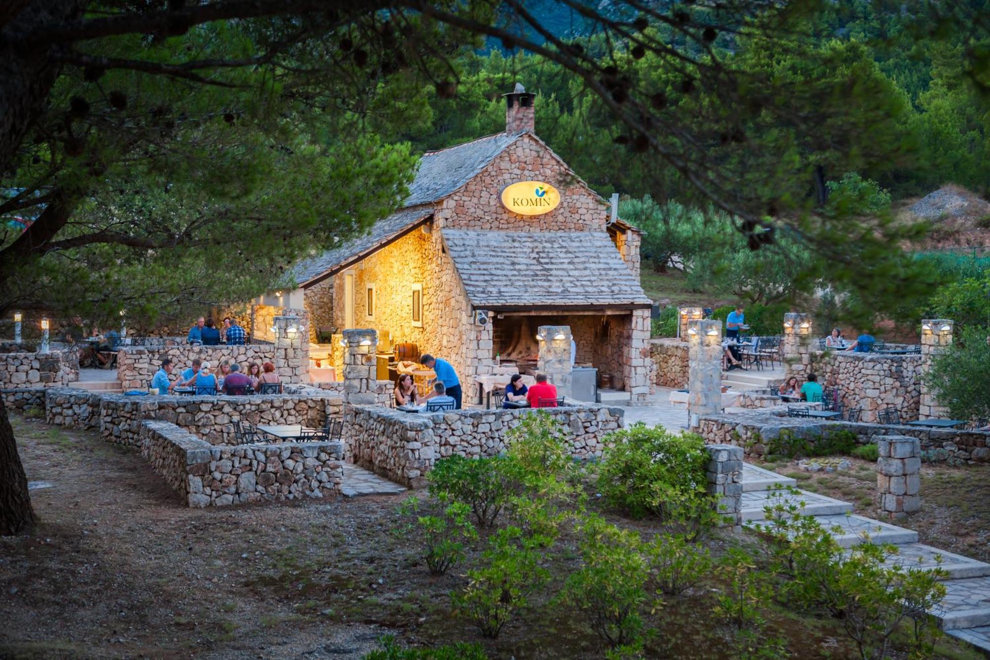 Bretanide Sport & Wellness Resort Bol Zewnętrze zdjęcie